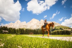 18_Reiten_2cEggental-Tourismus-StorytellerLabs